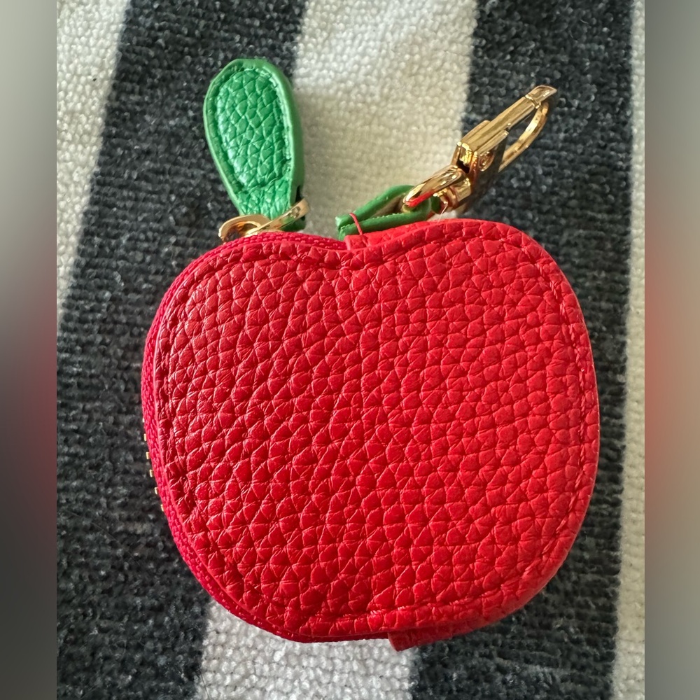Cute Apple-Shaped Red Coin Purse AirTag holder bag charm key chain
